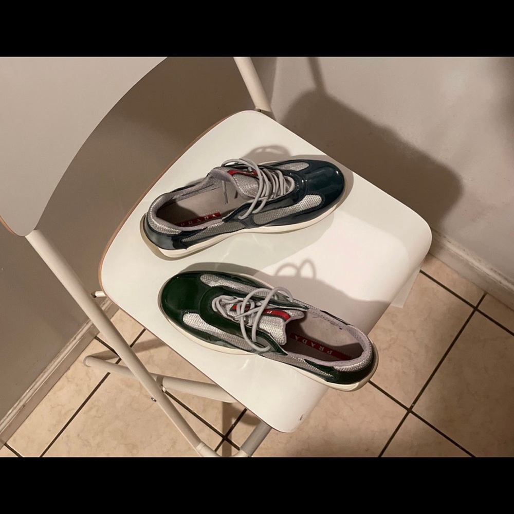 Prada Shoes - Picture 4 of 5